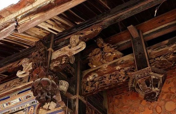 @所有人,2号线又有新进展!这条霸屏的网红线路,居然有这么多好玩的~