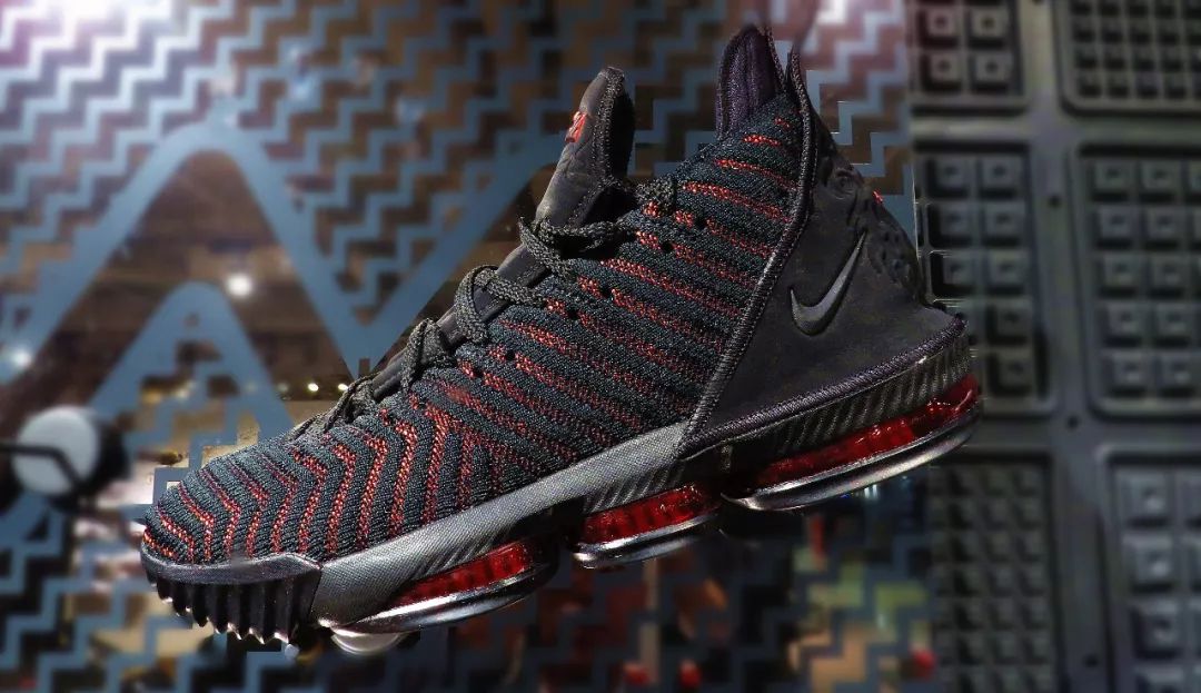 8月店庆购实惠,全场8.8折店庆活动