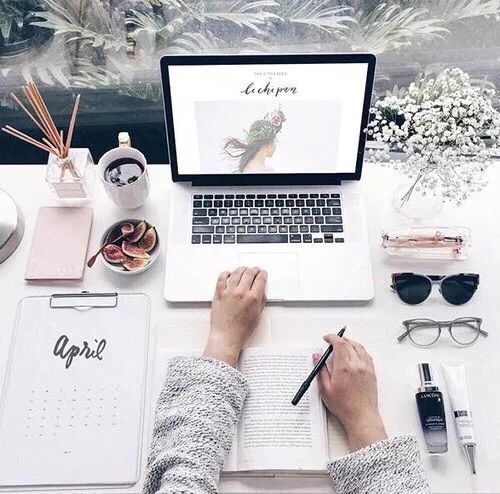 电吹风吹后背治发烧,吹风机吹身体舒服