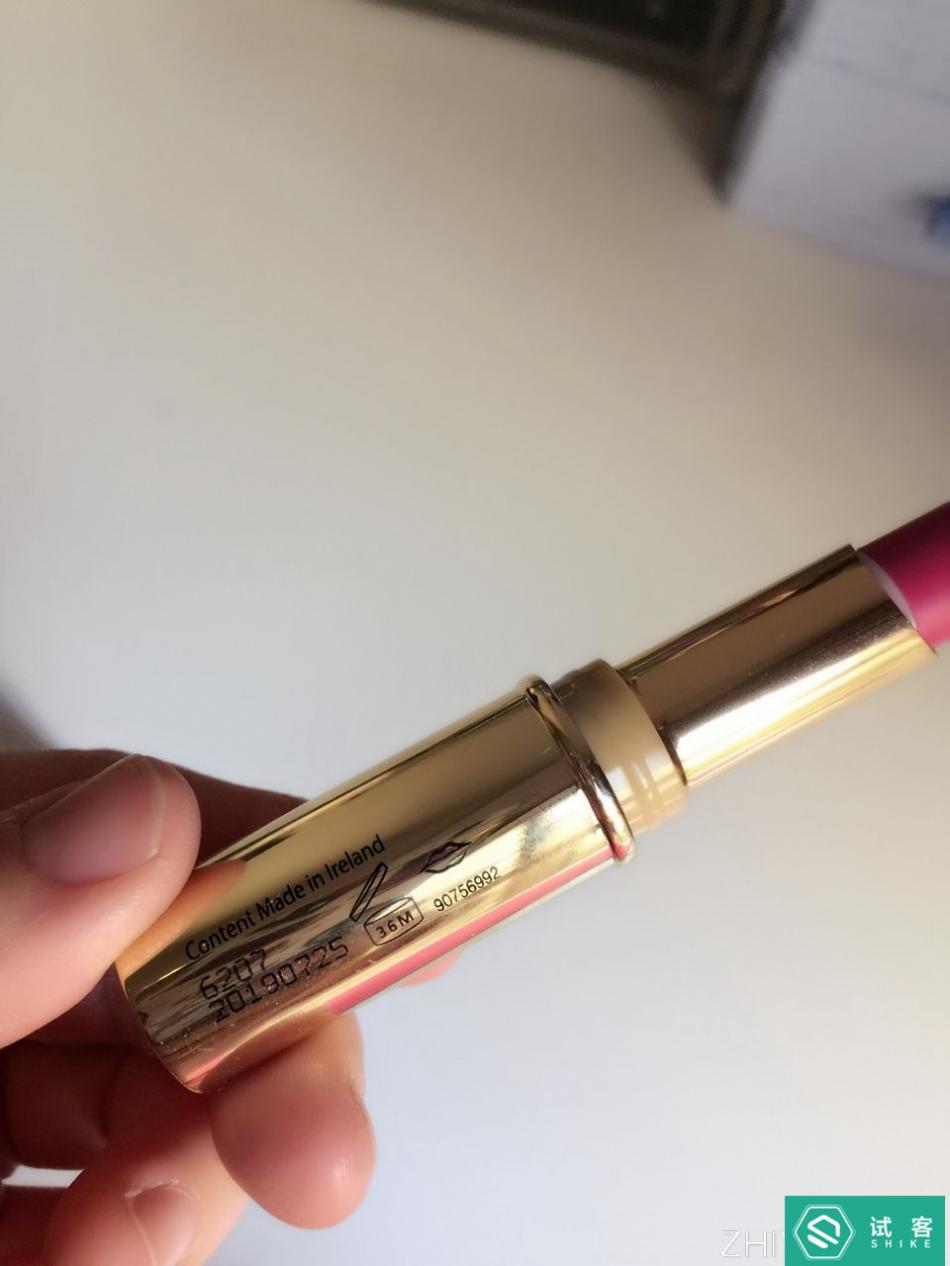 蜜丝佛陀恒彩口红,蜜丝佛陀黑管唇膏