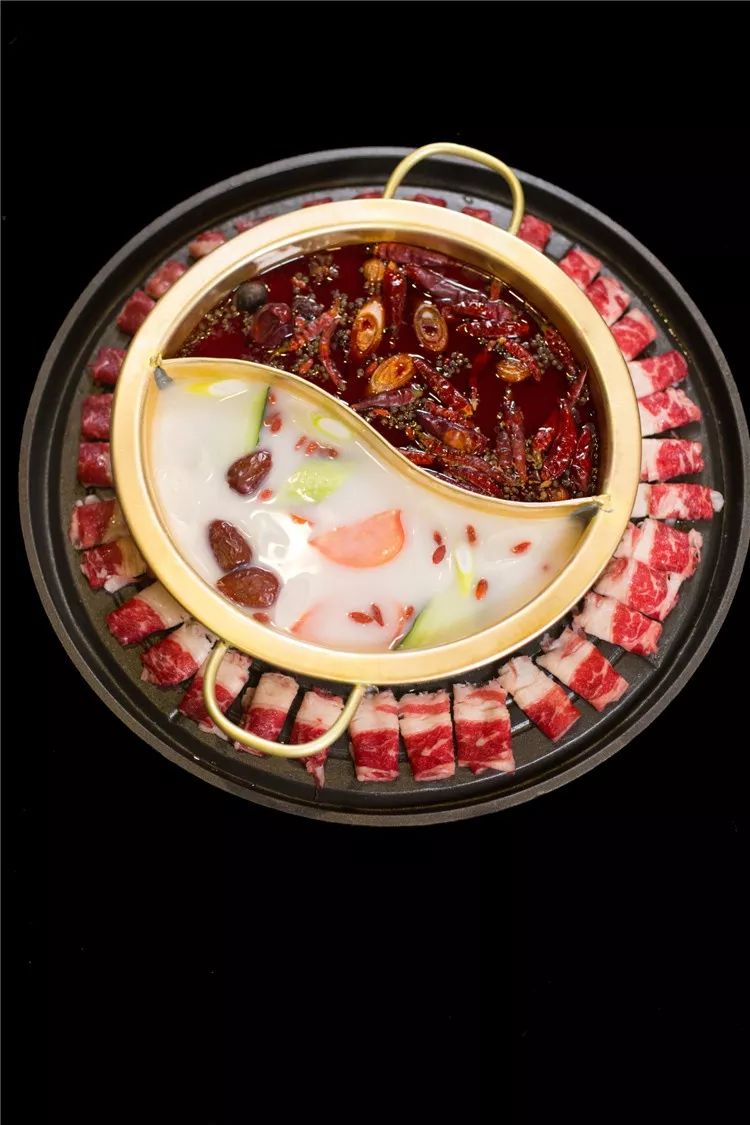 烧烤火锅一体无烟锅,烧烤火锅一体锅美食