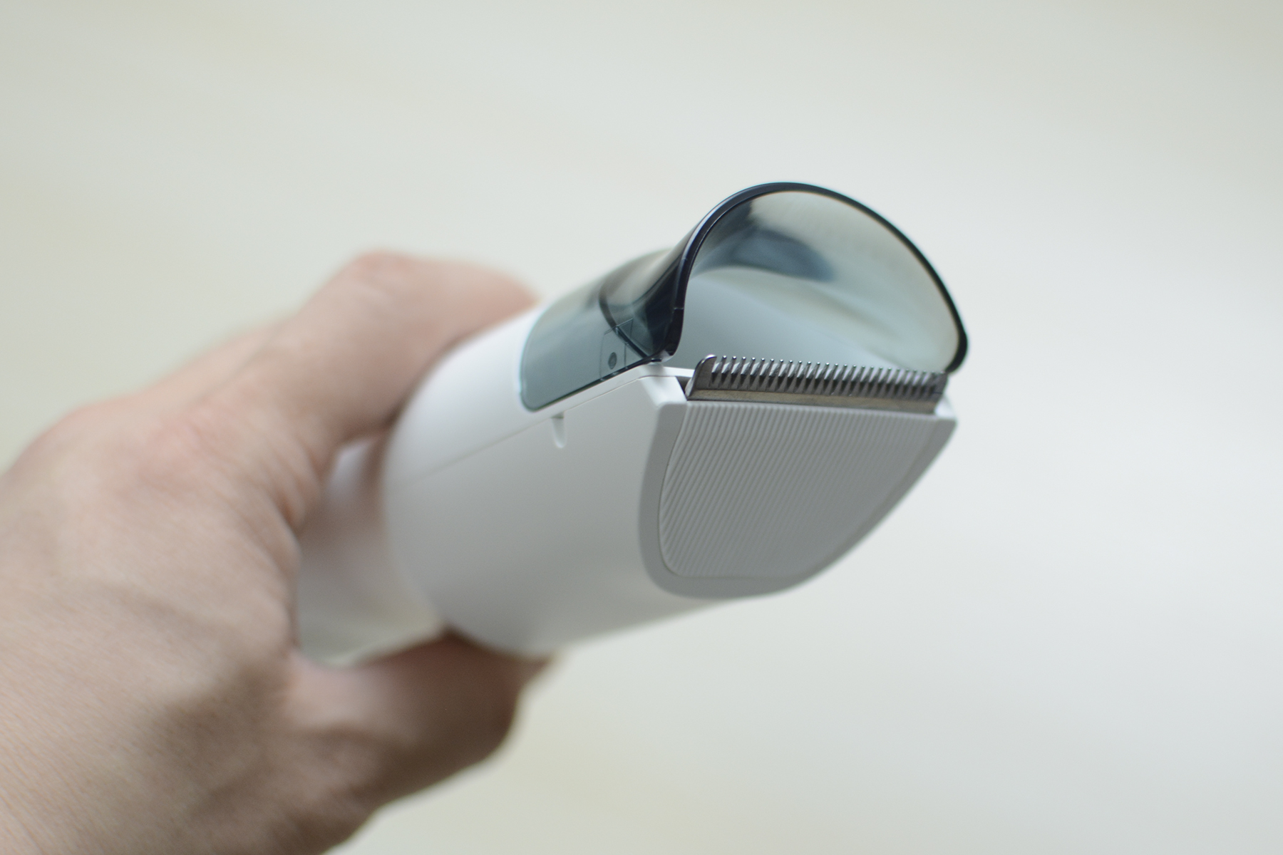 儿童理发器吸发超静音成人可用,须眉电动剃毛器