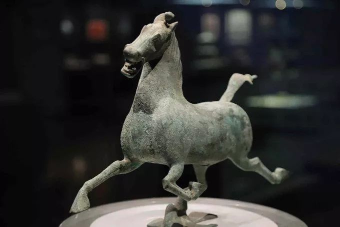 乘坐青藏铁路到拉萨旅游攻略,坐青藏线去拉萨选什么时间