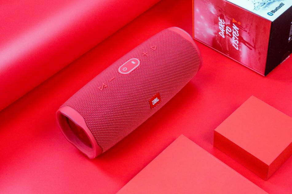 水中也能*放播**的好声音—JBLGE4体验