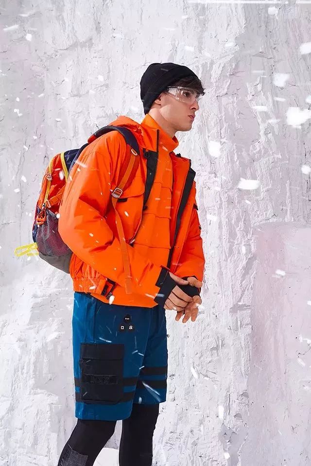 小雀斑撞波司登,波司登小雀斑