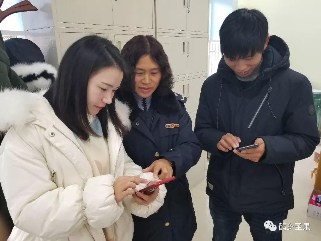 让百姓办事零跑腿成为现实,让群众少跑腿