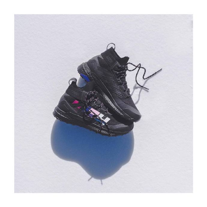 kithadidas短袖,kith联名adidas脚感