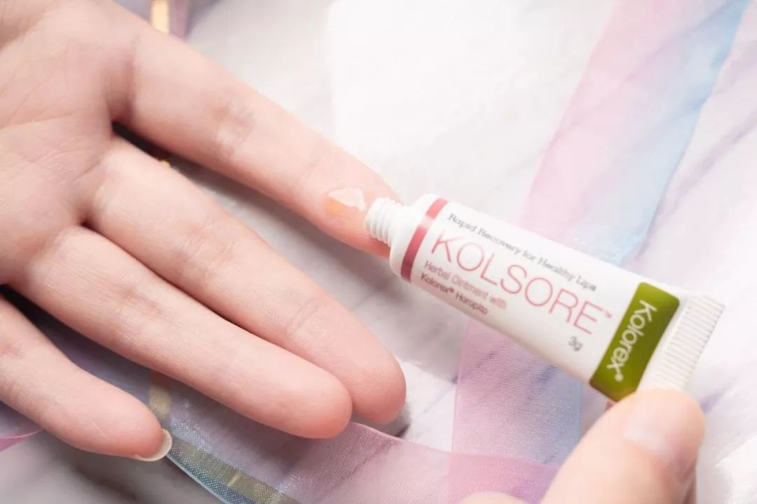 干裂救星护手霜,唇干裂用什么润唇好