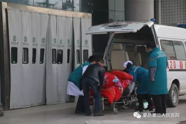 摔了一跤怎么判断脾有没有伤到,摔跟头脾摔破了什么症状