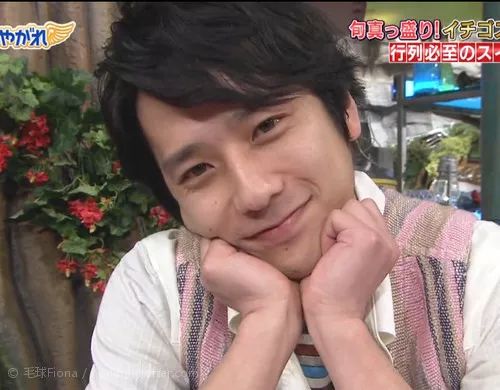 google全球热搜榜,日本年度美妆排行榜