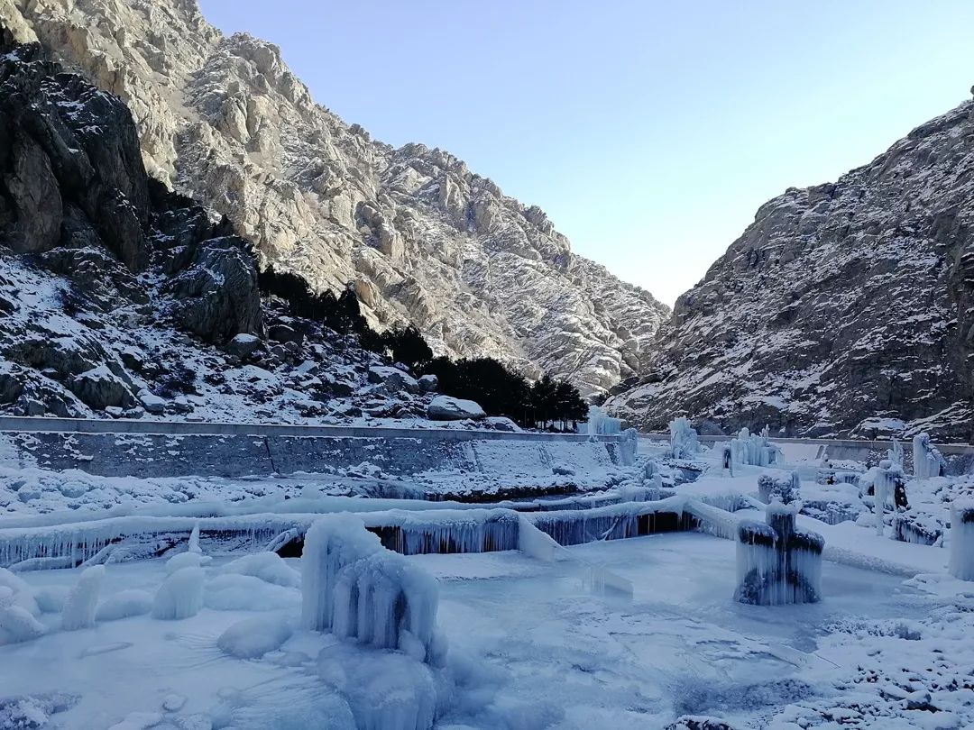 银川雪景贺兰山,银川贺兰山冬日