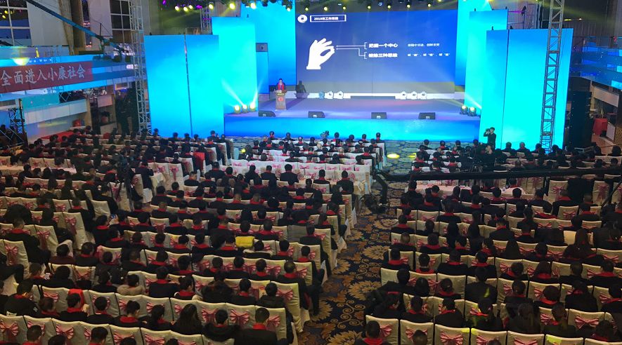 厉害了，咱包头人自家的银行！包头农商银行个人存款突破100亿元！