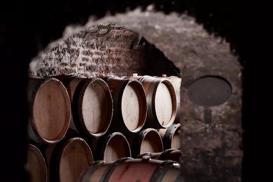 法国勃艮第黑皮诺珍藏红葡萄酒,法国格瑞德勃艮第红葡萄酒2013