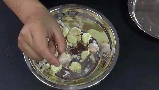 大蒜快速剥皮,大蒜快速剥皮妙招