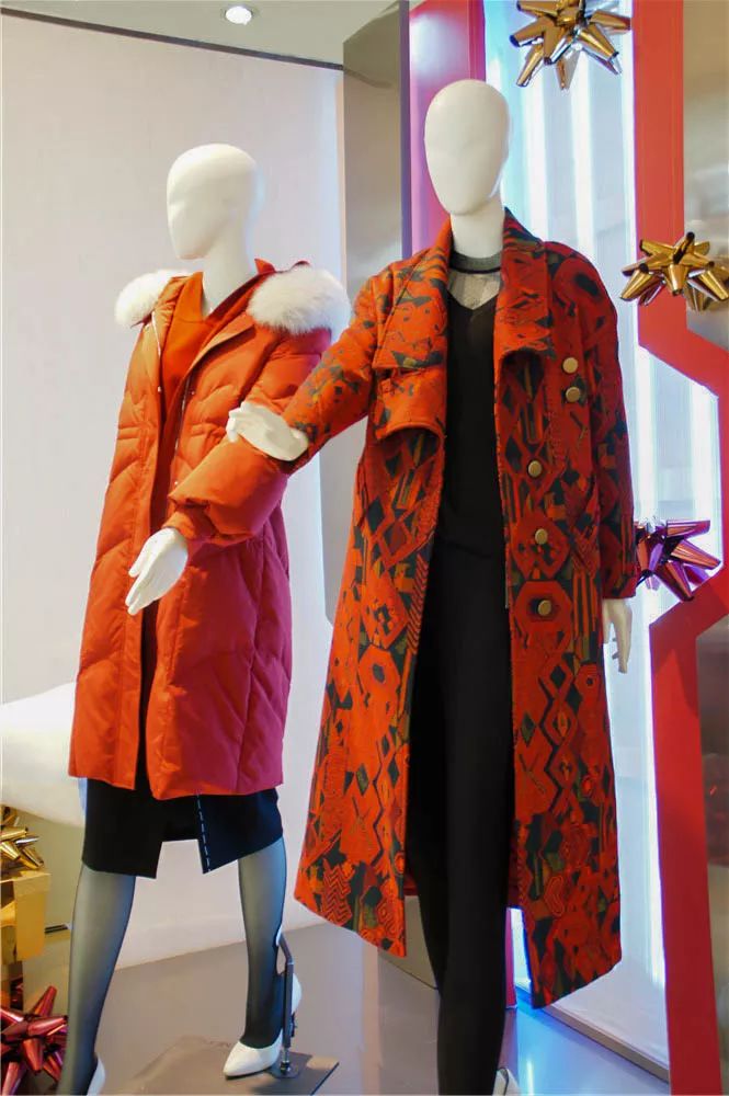 红红火火恍恍惚惚对什么,红色辟邪的寓意