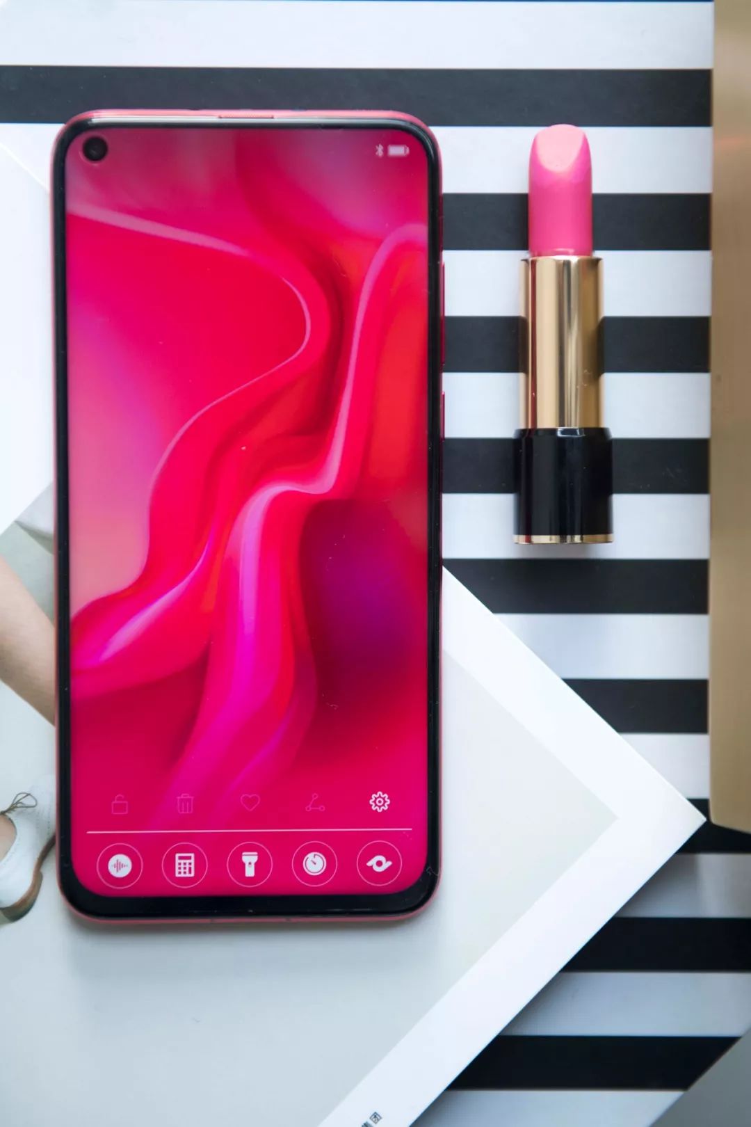 关于「高级」的N种打开方式，红色算一种