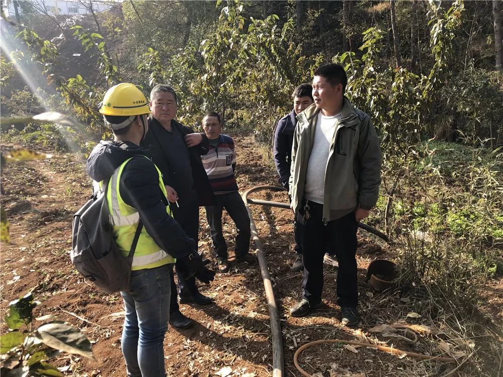 能文能武能将的驻村第一书记“李兵”