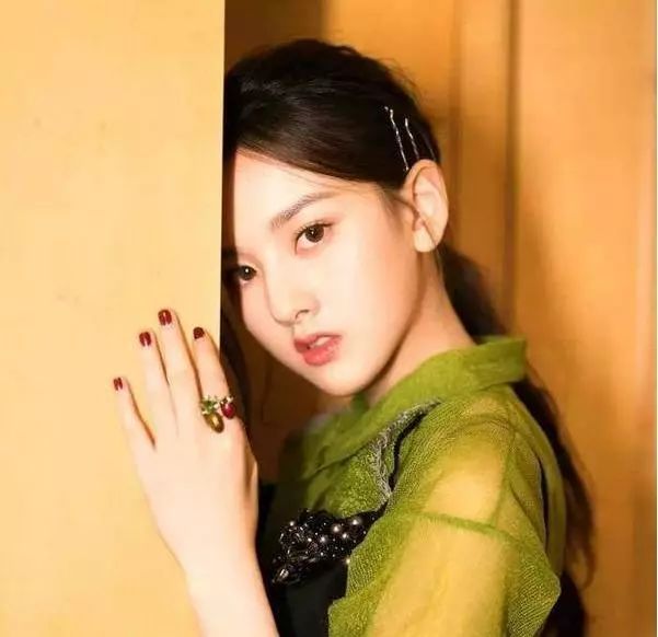 土味发夹重回时尚圈,最新时尚潮流发夹