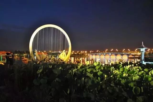 就在刚刚，传来一份近千万西安人的年度总结，内容过于真实……