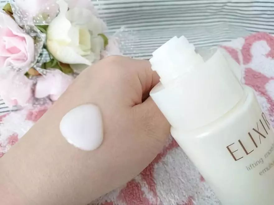 怡丽丝尔水乳日本和资生堂的区别,资生堂的怡丽丝尔适合什么年龄