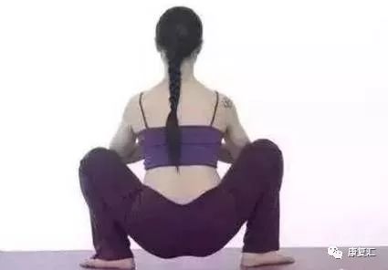 「康复训练」下蹲：最简单实用的锻炼方法！
