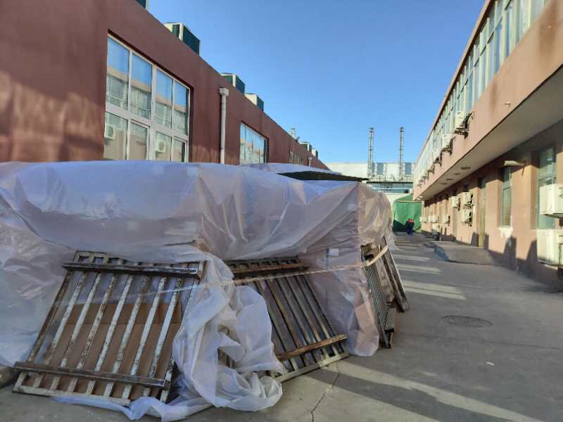 权健火疗：“金牌技师”自称观火断病