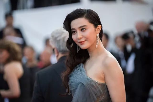 对范冰冰最良心的忠告,范冰冰被罚8亿还有钱吗