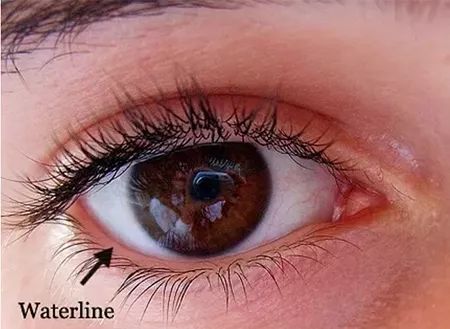 如何让眼睛变得更大更有神更好看,什么方法能让眼睛更有神