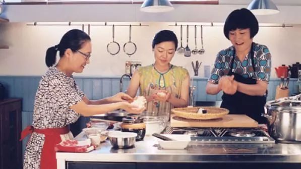 日本有一部关于美食的电影推荐,日本美食电影小森林