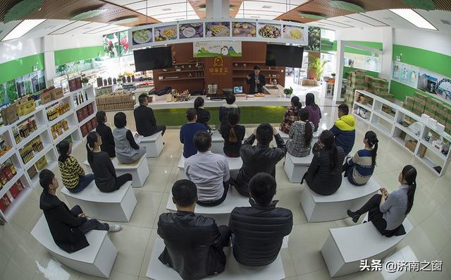 济南养猪第一人,济南电商前十名