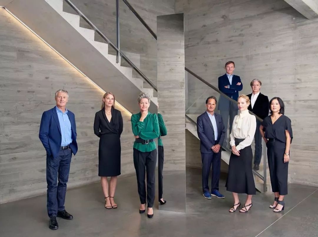 一年卖掉5亿美元艺术品的世界顶级画廊主，跟象外聊了些什么