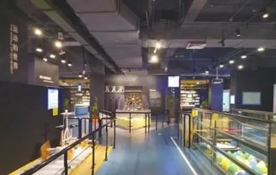 学生走进科技馆,走进科技馆满载知识与快乐的地方