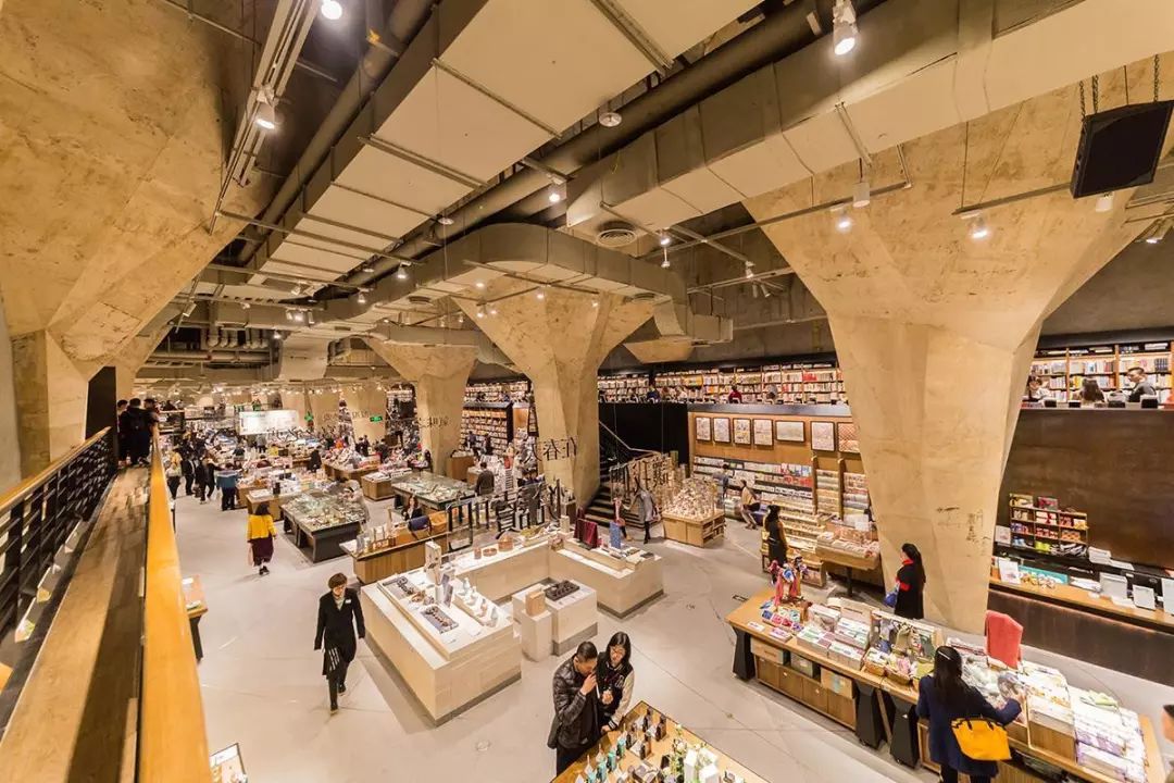 徐沛黄顺铭｜现代城市公共空间中的消费与展示——对星巴克咖啡店iPad使用的参与观察