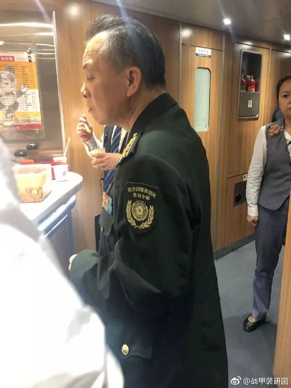 被这个翻译气笑了!但更扯的是它背后的组织……