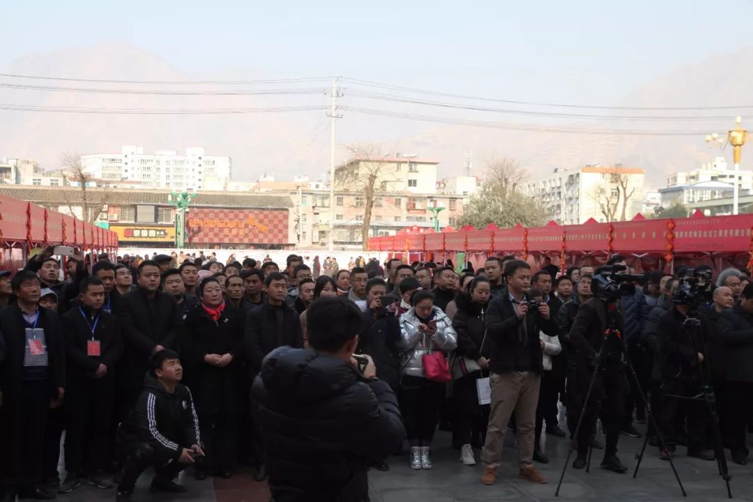 电商扶贫年货节,2022年崆峒区电商年货节隆重启动