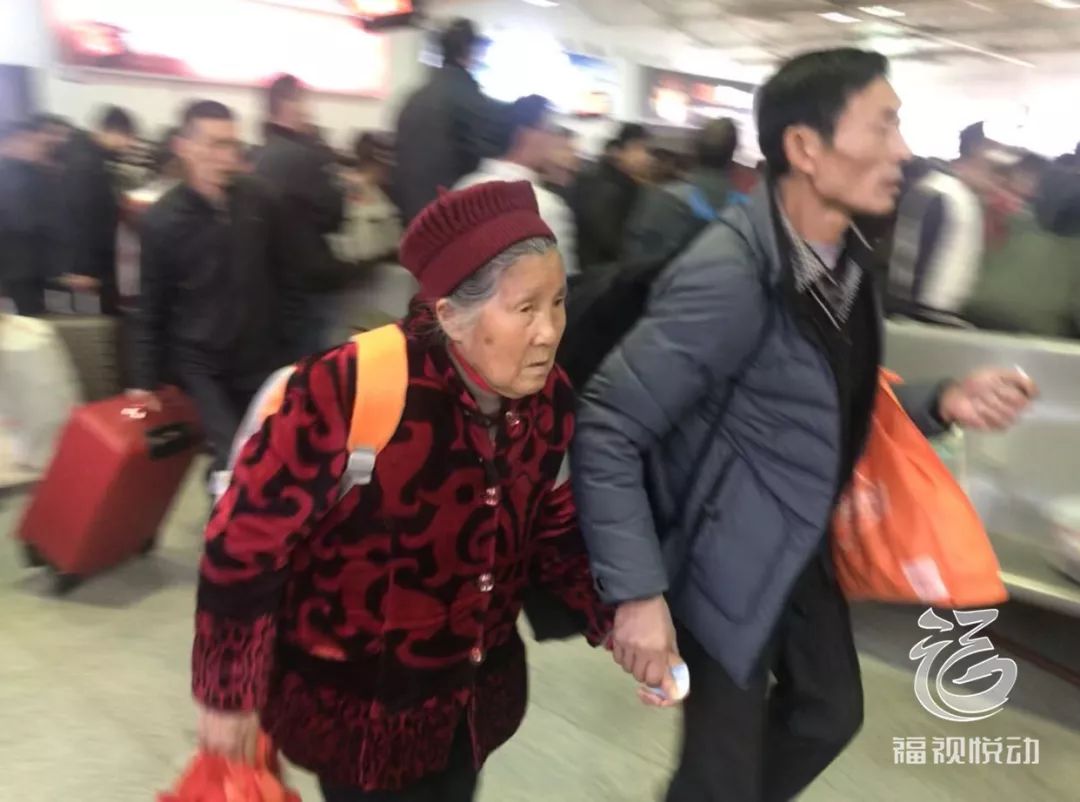 路途再拥堵也要回家过年,路途再遥远也要回家过年图片