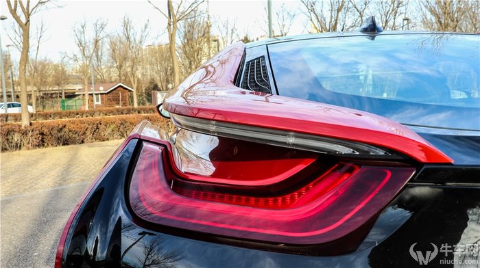 试驾宝马i8视频,宝马i8新款试驾