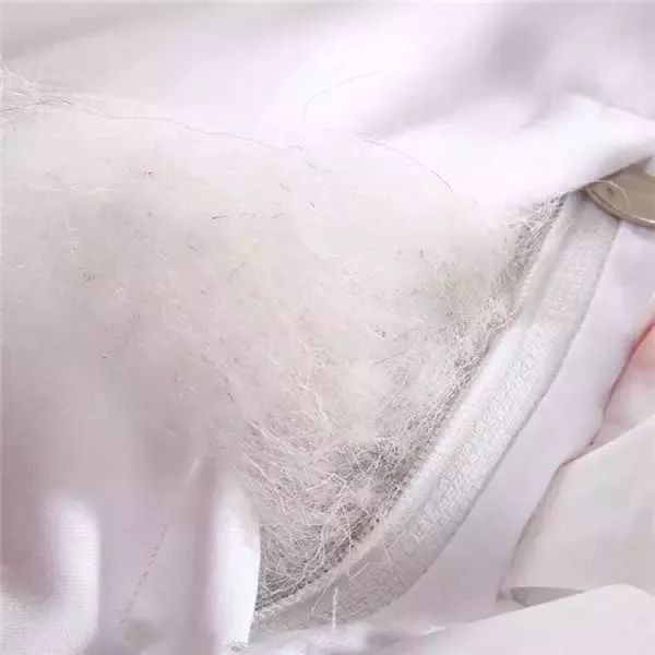 被子盖得过厚对身体的影响,盖潮湿的被子对身体有怎样的影响