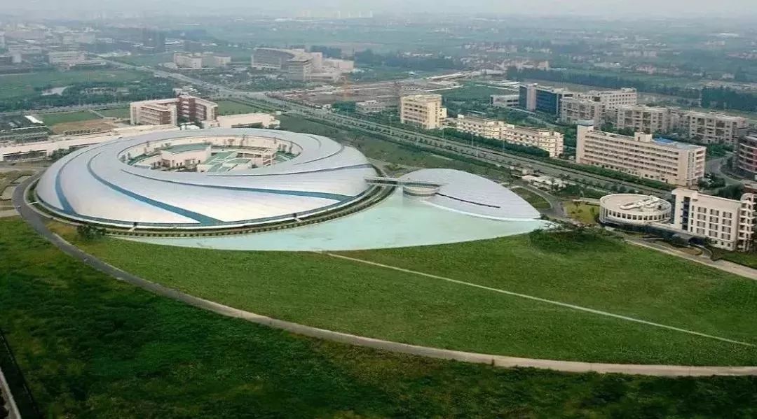 县政府工作报告解读,权威发布政府工作报告一图速览