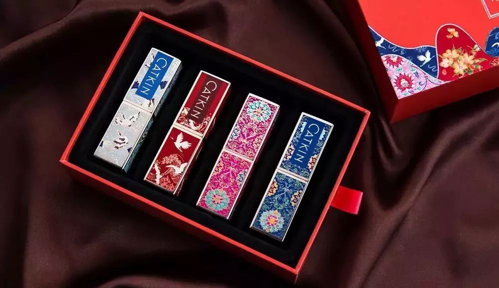 哪里来的中国风神仙口红？汉纸妹纸都想 all in！