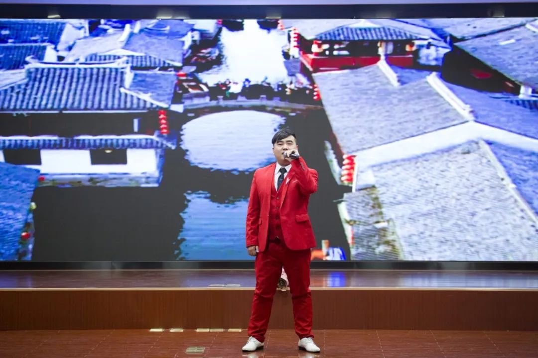 帅炸！法院小可爱们策划的这场“春晚”大show，仿佛开了挂……