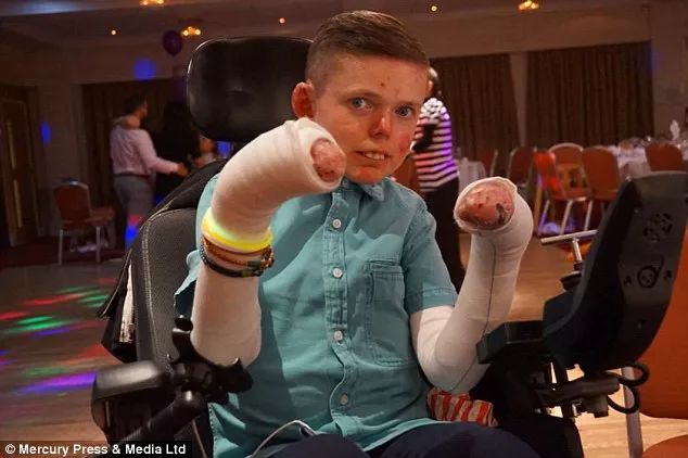 「意·关注」死去的儿子被人工智能“复活”!比起高兴,她更多的是害怕