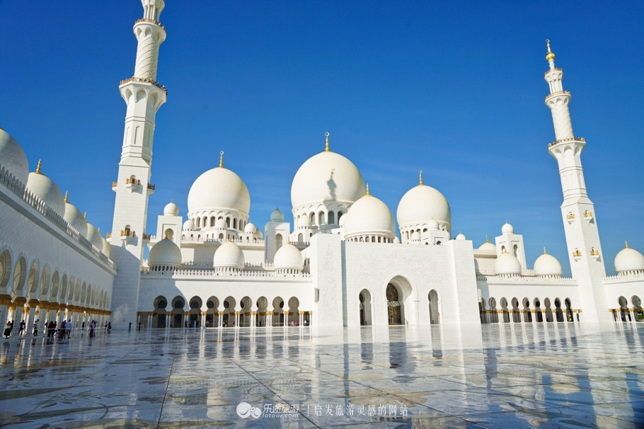 迪拜的谢赫扎伊德清真寺,迪拜清真寺谢赫扎伊德