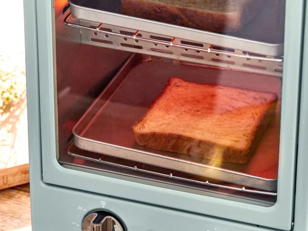 一条精选|日本热卖10万台、代购加价1倍，什么烤箱这么厉害？