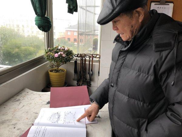 70岁老人搞科研,七旬老人搞科研