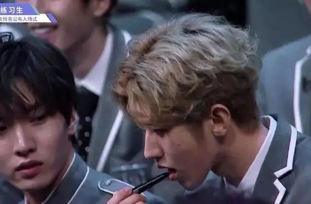 鍙ｇ孩鐜嬪瓙缇庡鍗氫富,鎶栭煶缃戠孩鍙ｇ孩鐜嬪瓙