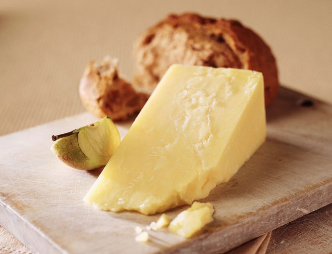 那么给孩子吃哪一种奶酪更适合呢,宝宝可以吃的奶酪有哪些