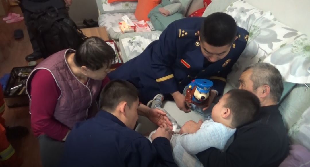 男孩感受十级阵痛,男孩疼痛12级