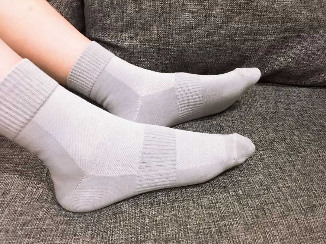 每天成交2w单!连穿7天不臭脚的袜子,世界专利金奖,连脚气都没复发了!