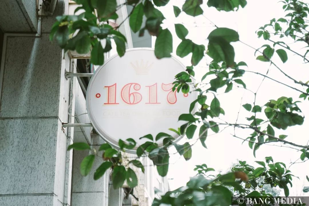 下雨天泡咖啡,下雨泡咖啡厅